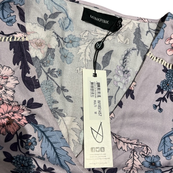 NEW MINKPINK Lavender Love Long Sleeves Floral Dress Size Medium Criss Cross - Picture 8 of 12